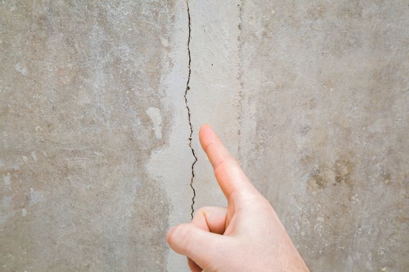 Garage Crack Repair in Des Moines, IA